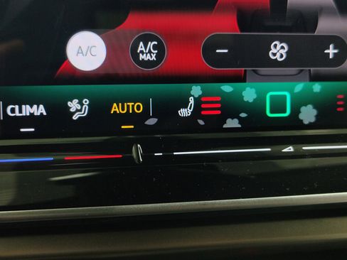 Used 2025 Volkswagen ID.4 Pro image 20