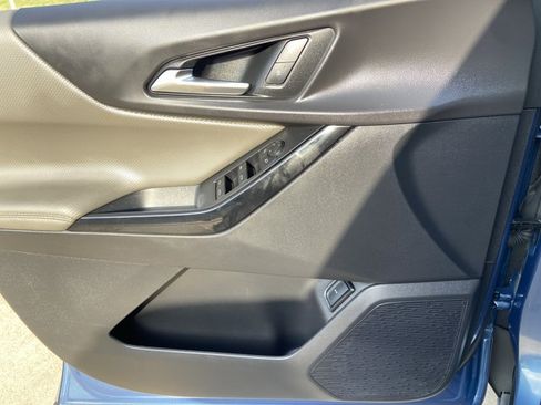 Used 2025 Chevrolet Equinox LT w/ Convenience Package II AWD/4WD image 50