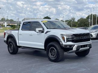 Used 2025 Ford F150 Raptor AWD/4WD video 1