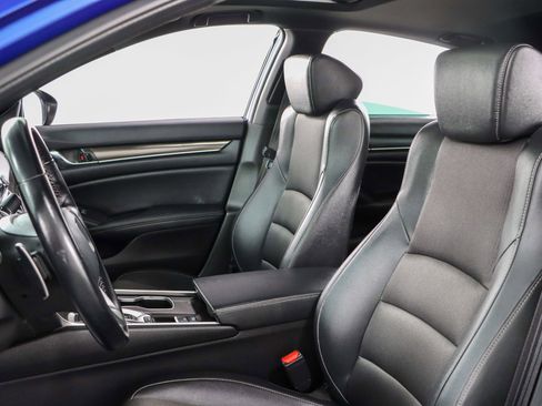 Used 2021 Honda Accord Sport image 24