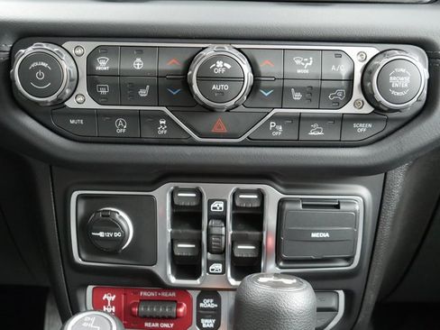 New 2026 Jeep Wrangler Rubicon w/ Safety Group image 18