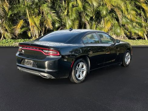 Used 2023 Dodge Charger SXT image 5