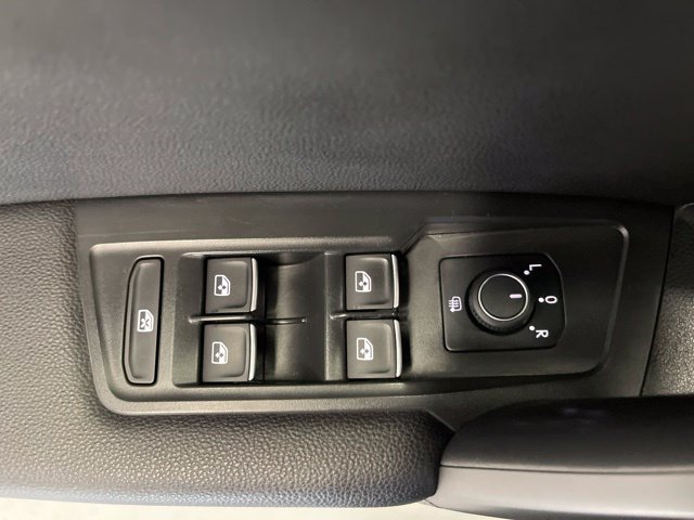 Used 2021 Volkswagen Tiguan SE w/ Panoramic Sunroof Package AWD/4WD image 30