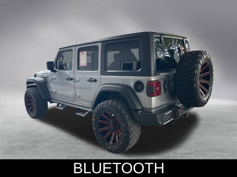 Used 2018 Jeep Wrangler Unlimited Sport S AWD/4WD image 5