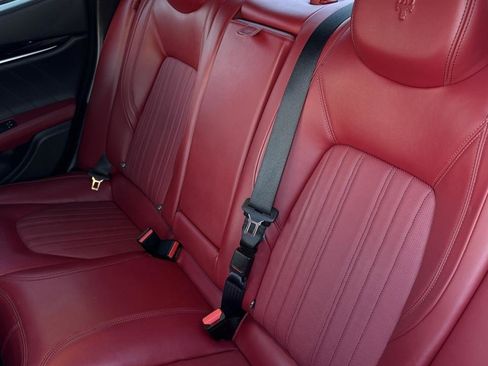 Used 2022 Maserati Ghibli Modena image 34