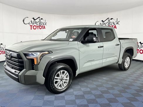 Used 2025 Toyota Tundra SR5 w/ SR5 Convenience Package image 2