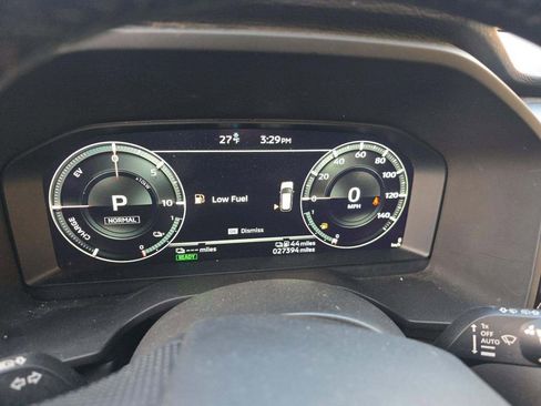 Used 2023 Mitsubishi Outlander SE image 4