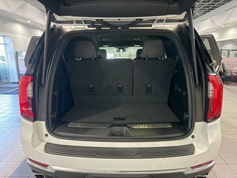 Certified 2025 GMC Yukon Denali image 15