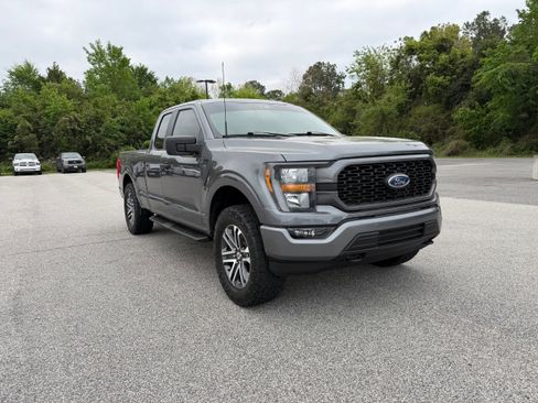 Used 2023 Ford F150 XL w/ STX Appearance Package image 3