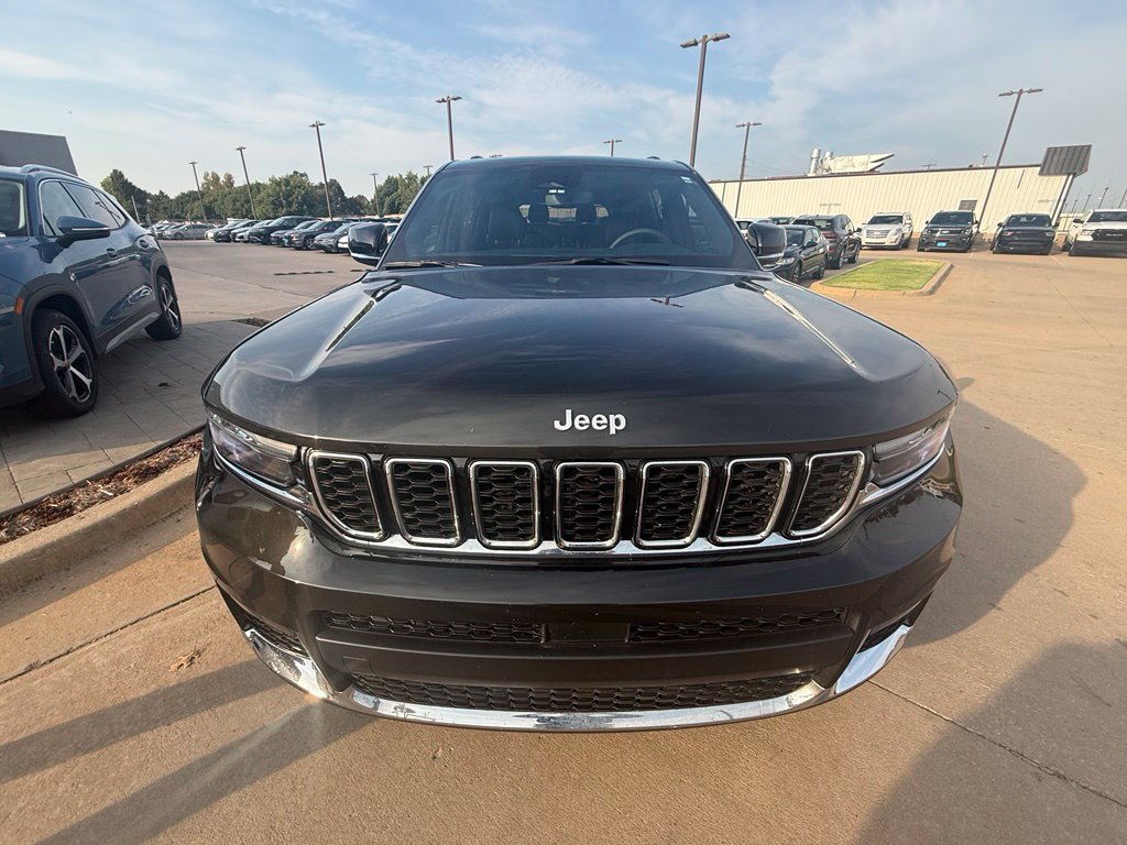 Used 2024 Jeep Grand Cherokee L Limited RWD image 8