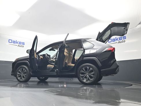 Used 2023 Toyota RAV4 Limited AWD/4WD image 63