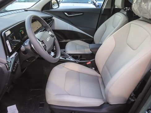 New 2026 Kia Niro EX image 10