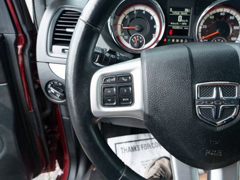Certified 2019 Dodge Grand Caravan GT FWD image 25