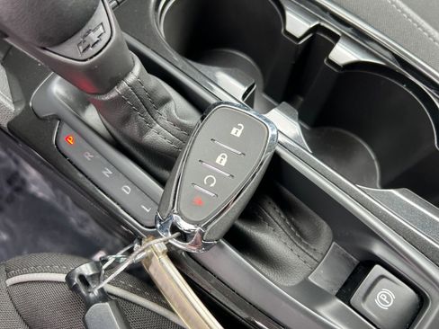 Used 2025 Chevrolet TrailBlazer LT FWD image 22