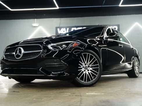 Used 2024 Mercedes-Benz C 300 4MATIC Sedan image 2