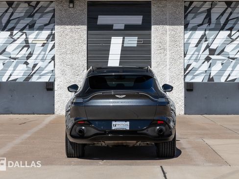 Used 2021 Aston Martin DBX image 14