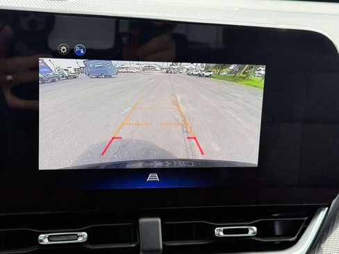 Used 2026 Chevrolet Equinox LT FWD image 26