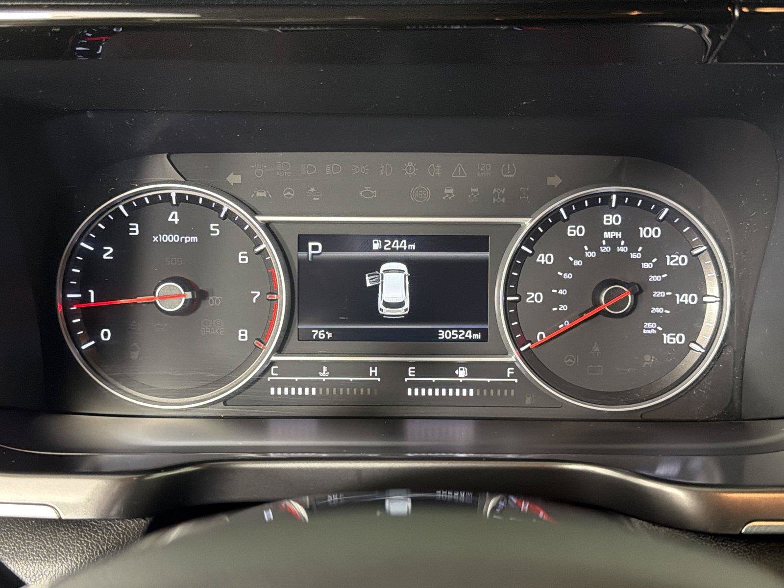 Used 2023 Kia Sorento LX FWD image 24