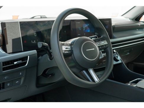 Used 2025 Hyundai Sonata SEL FWD image 38
