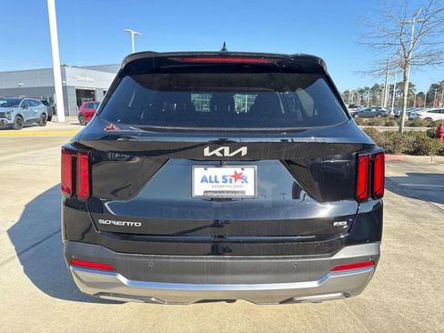 New 2026 Kia Sorento EX AWD/4WD image 8