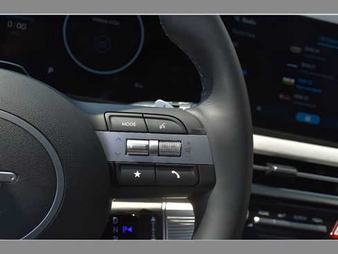 New 2025 Hyundai Tucson Limited FWD image 21