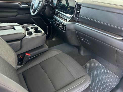 Used 2026 Chevrolet Silverado 1500 LT w/ LPO, Dark Essentials Package RWD image 19