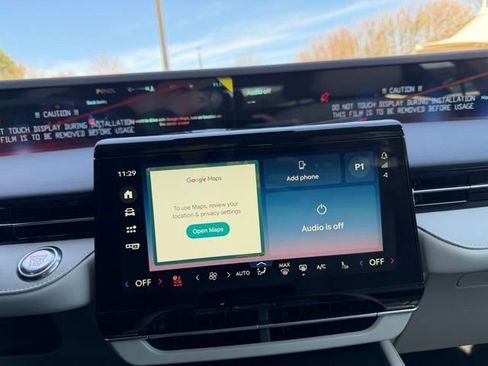 New 2026 Lincoln Nautilus Reserve AWD/4WD image 18