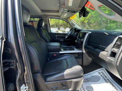 Used 2016 RAM 1500 Laramie w/ Convenience Group AWD/4WD image 31