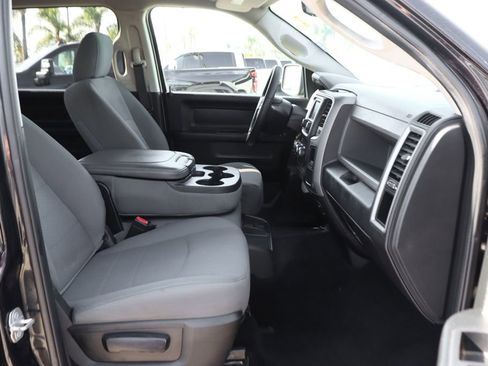 Used 2018 RAM 1500 Express w/ Black Ram 1500 Express Group RWD image 37