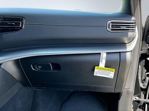 New 2026 Jeep Grand Wagoneer 2WD w/ 8-Passenger Seating Package image 17