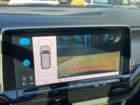 New 2026 Volkswagen Atlas SEL image 12