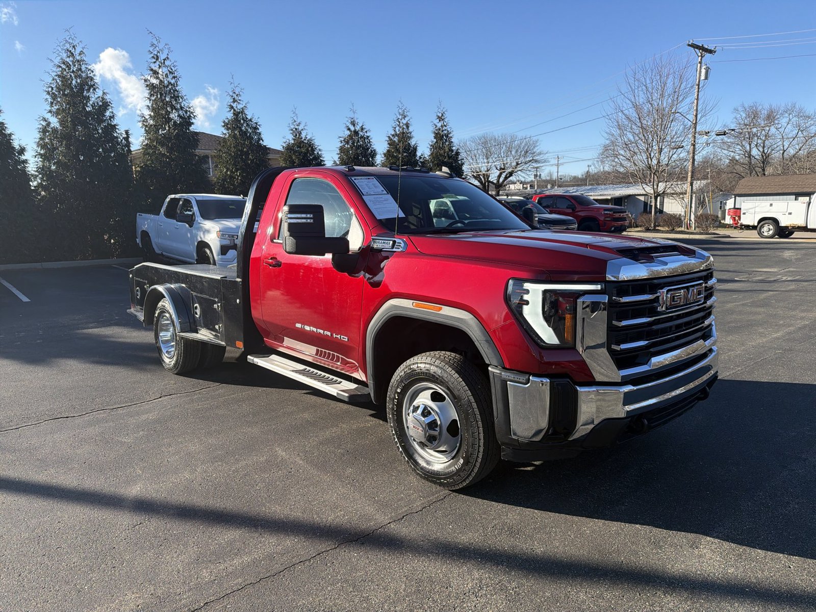 Used 2024 GMC Sierra 3500 SLE w/ SLE Convenience Package AWD/4WD image 2