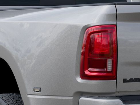 New 2026 RAM 3500 Laramie AWD/4WD image 5