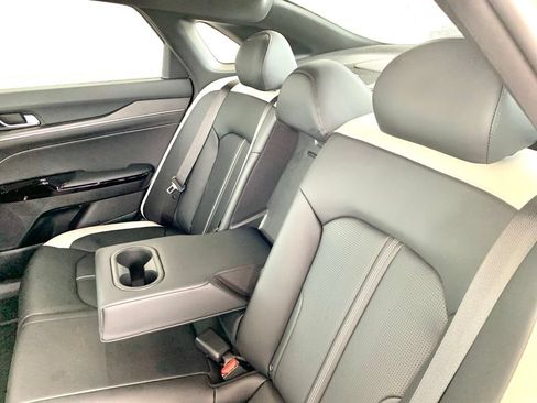 Used 2025 Kia K5 GT-Line w/ GT-Line Premium Package FWD image 16