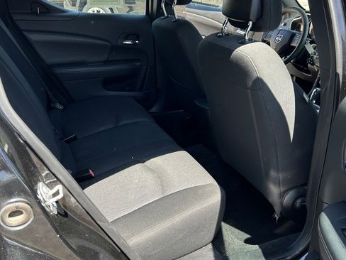 Used 2014 Dodge Avenger SE w/ Blacktop Package FWD image 14