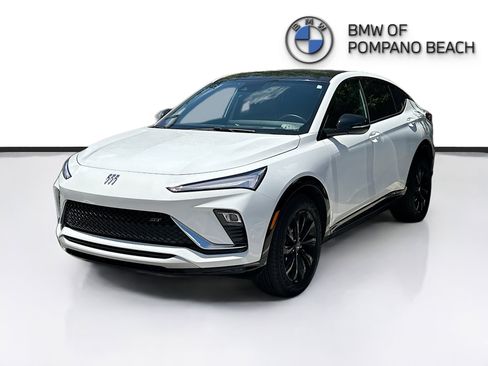 Used 2024 Buick Envista Sport Touring w/ Convenience I Package image 3