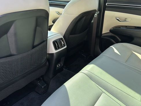 Used 2022 Hyundai Tucson Limited image 31