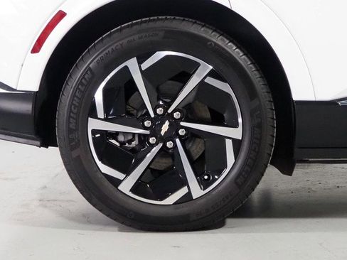 Used 2024 Chevrolet Equinox EV LT image 46