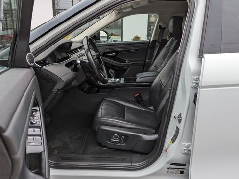 Used 2021 Land Rover Range Rover Evoque S image 12