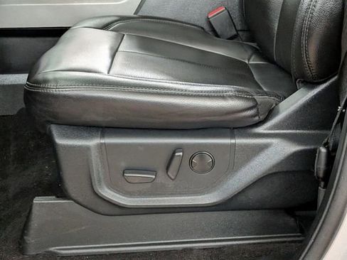 Certified 2021 Ford Expedition XLT w/ FX4 Off-Road Package image 14