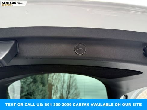 Used 2024 Tesla Model Y Long Range image 33