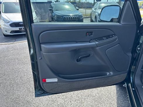 Used 2005 Chevrolet Silverado 1500 LS w/ Light Duty Power Package RWD image 13