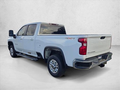 Used 2025 Chevrolet Silverado 2500 LT w/ Convenience Package AWD/4WD image 7