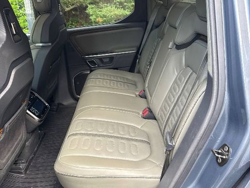 Used 2023 Rivian R1T Adventure AWD/4WD image 6
