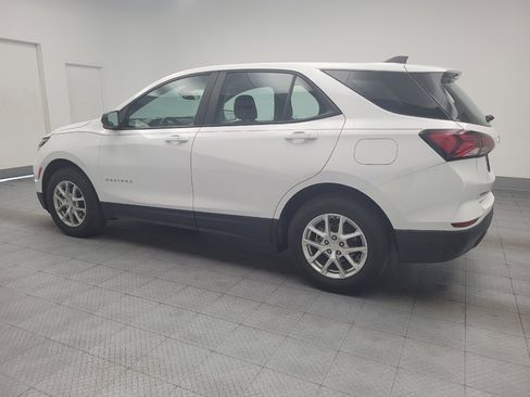 Used 2024 Chevrolet Equinox LS AWD/4WD image 3
