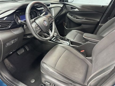 Used 2021 Buick Encore GX Select image 2