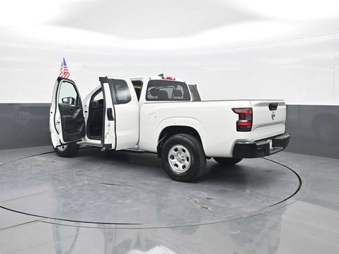 Used 2022 Nissan Frontier S image 46