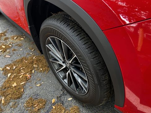 Used 2025 Lexus NX 250 FWD w/ Accessory Package (2T) image 11