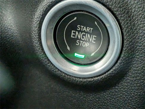 Used 2023 Chevrolet Silverado 3500 High Country image 24