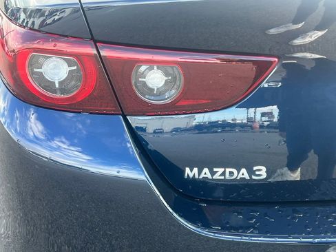 Used 2025 MAZDA MAZDA3 s image 12